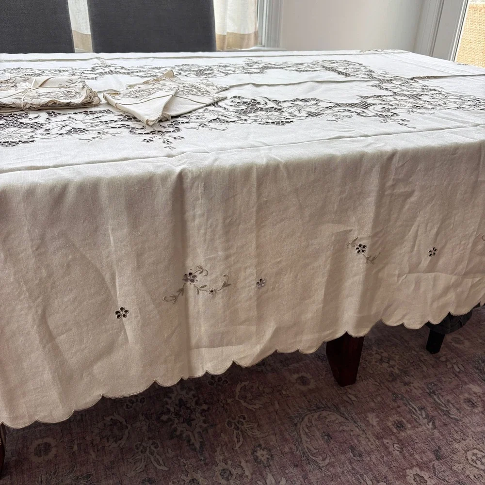 Vintage BLI Madeira Hand Embroidered Pure Linen Tablecloth Napkin Set Portugal